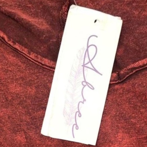 Abree Hand Dyed Boho Flowy Maroon Blouse Size S NWT - Picture 8 of 9